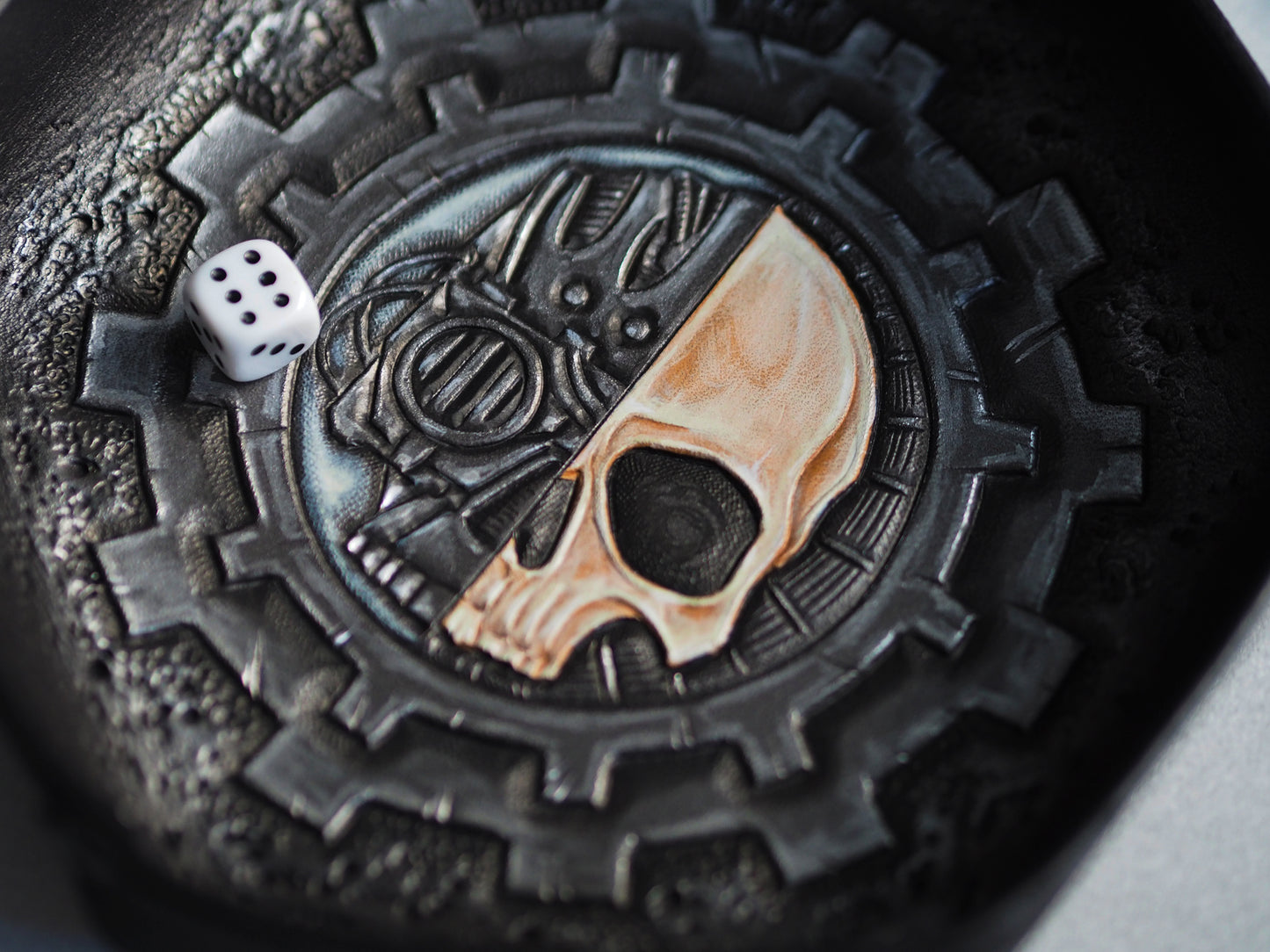 mechanicus dice tray - leather dice tray wh40k - adeptus leather valet