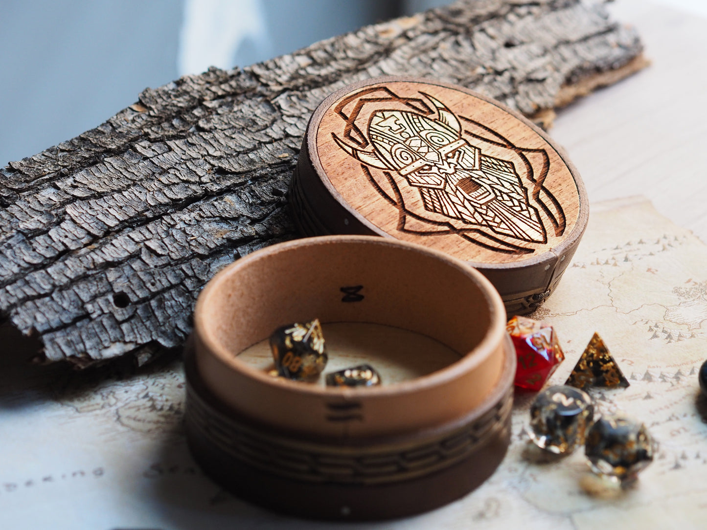 Wood and leather dice box - Dwarven lord