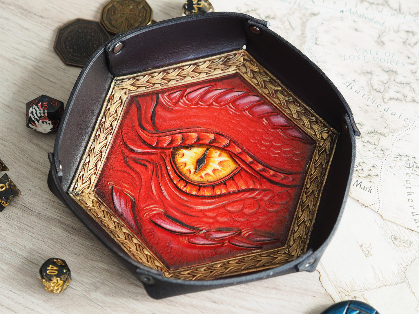 Tabletop leather dice tray - dragon eye